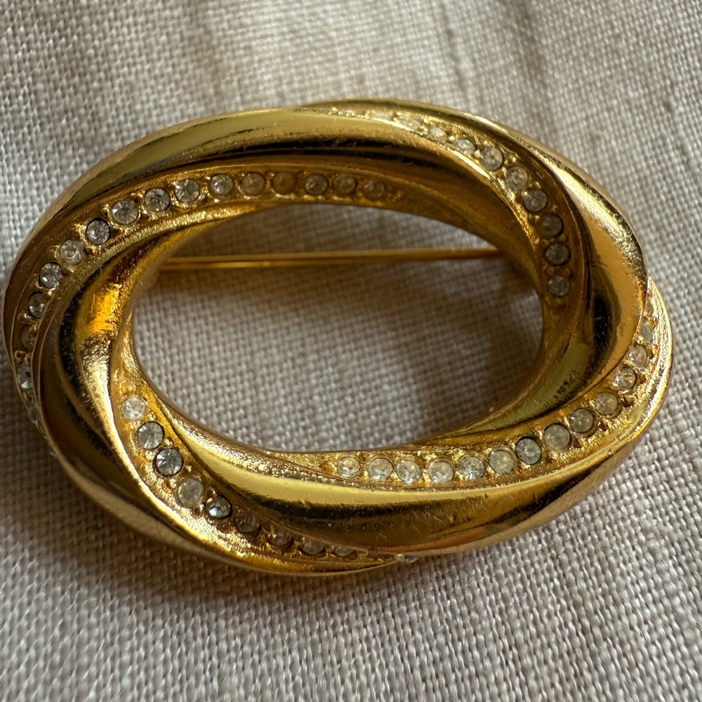 Christian Dior Vintage Signed Gold Tone Brooch with Crystals